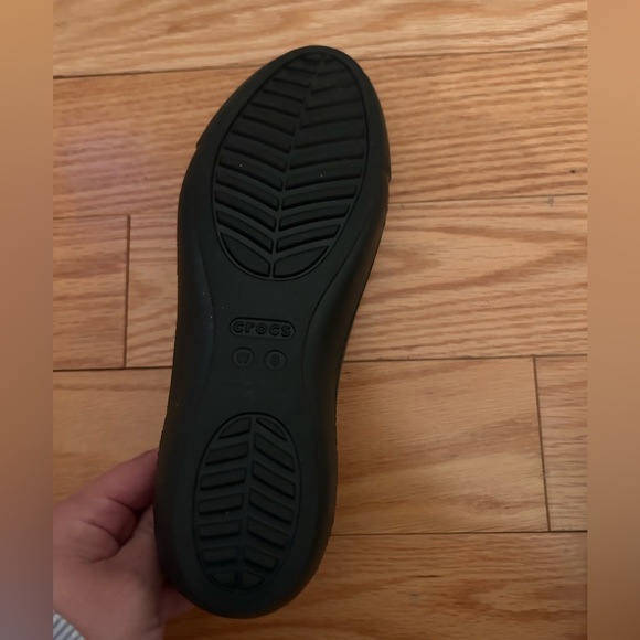 Gorgeous womens size 8 black croc flats perfect for work! Excellent like new - Picture 3 of 3